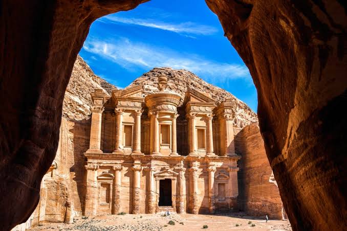 How to go to Petra from Amman: 100% Local Guide