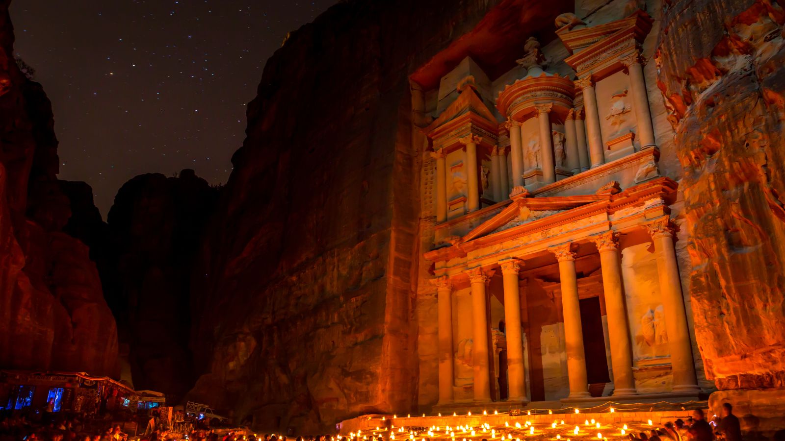 Is it worth it to go to Petra by night?